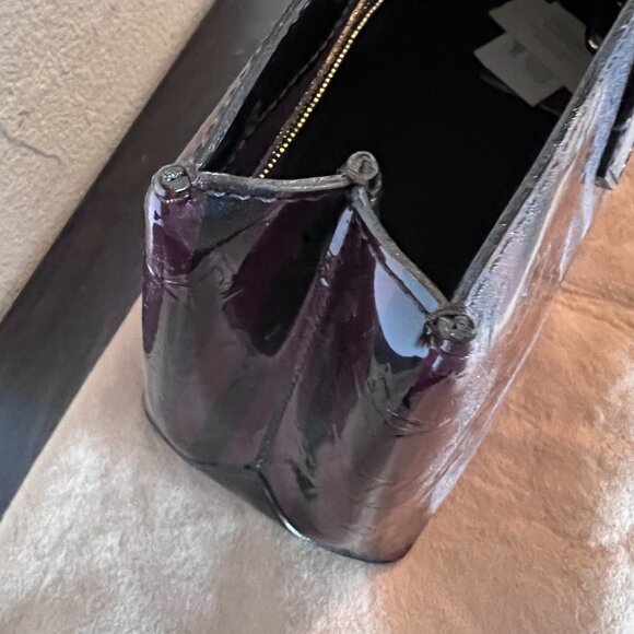 Louis Vuitton vernis Rayures Wilshire PM amarante- guaranteed authentic - Picture 8 of 14